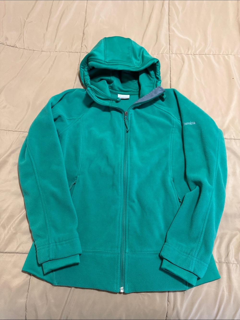 Columbia Women’s green Full-Zip Hooded Fleece Jacket